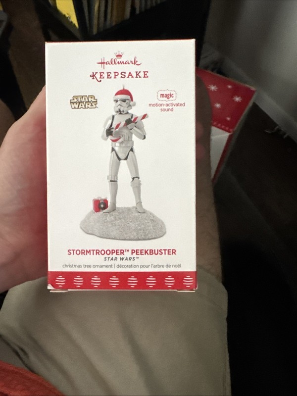 2017 Hallmark Keepsake Star Wars Stormtrooper Peekbuster Ornament Magic Sound