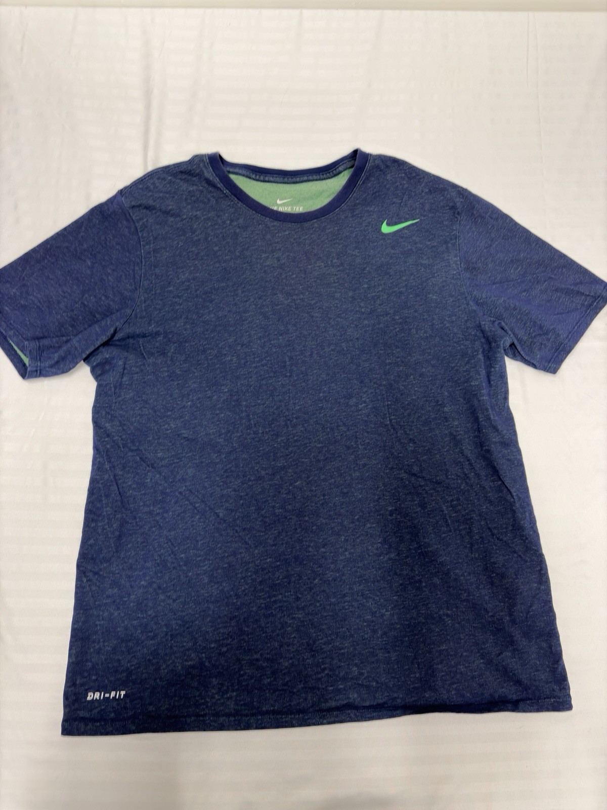 Men’s Nike Dri Fit T Shirt Navy Blue Size XL Tee Nice Clean