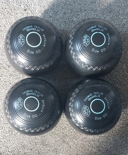 Thomas Taylor Lignoid Lawn Bowls Black/Blue Size 00