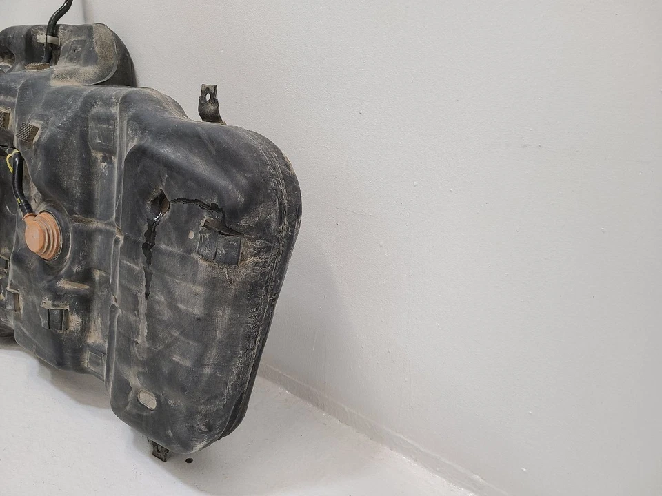 2016-2018 KIA SORENTO Fuel Tank 18 Gal 31150C6200 16-18 Foto 4 de 4