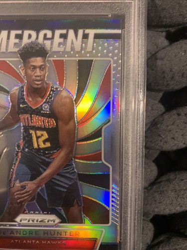 De'ANDRE HUNTER RC 2019 PANINI PRIZM EMERGENT-SILVER #9 PSA 10 ATLANTA HAWKS - Picture 6 of 12