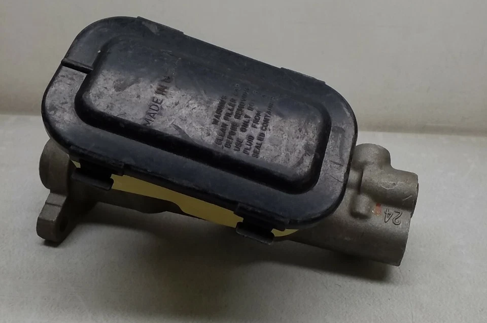 Cilindro maestro de freno M1929 Fenco remanufacturado con depósito M1929 Foto 2 de 3