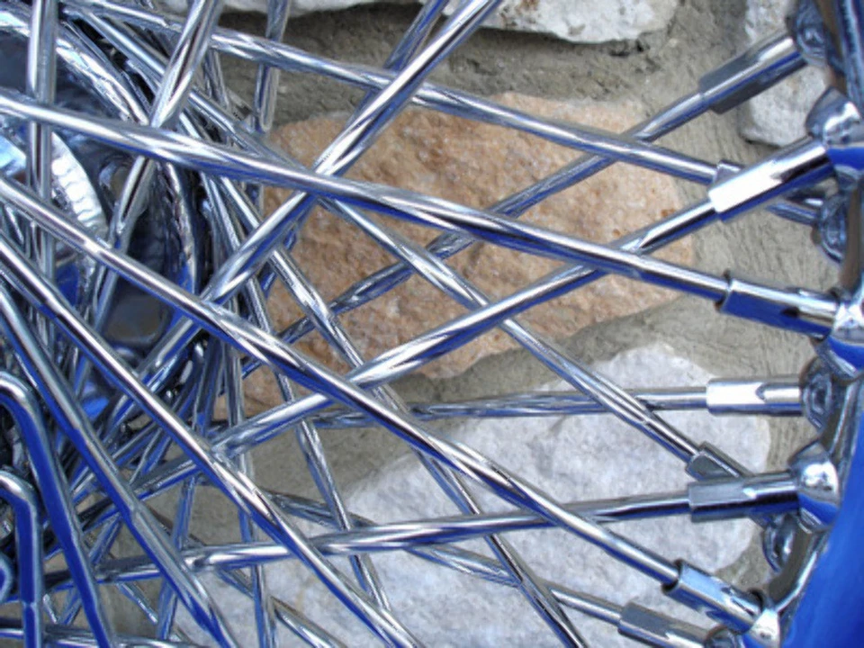 Roda dianteira 16" TWISTED 80 RAIOS CROMADA PARA HARLEY Heritage fatboy 1984-99 - Imagem 4 de 4