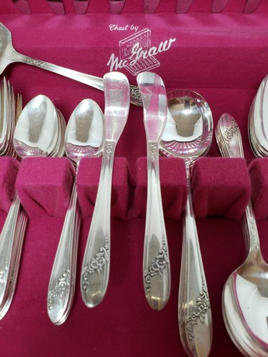60 pc Silverplate Set of 1940's ONEIDA Community Tudor Plate Queen Bess - Picture 5 of 11