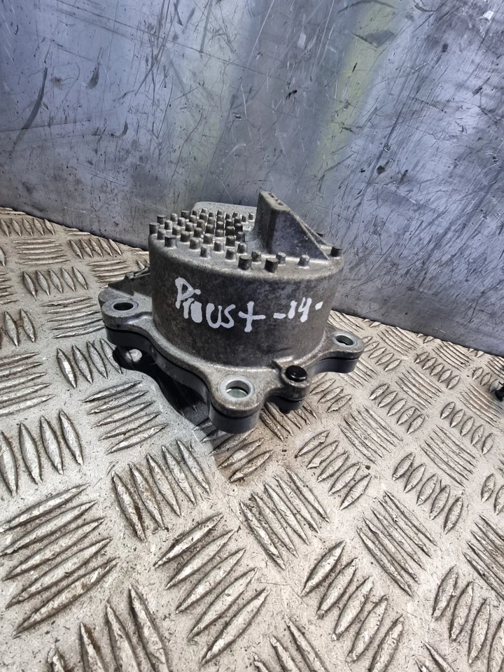 TOYOTA PRUS PLUS WATER PUMP 1034D093075 WATER PUMP 1.8L HYB ESTATE 2014 - Image 3 of 4