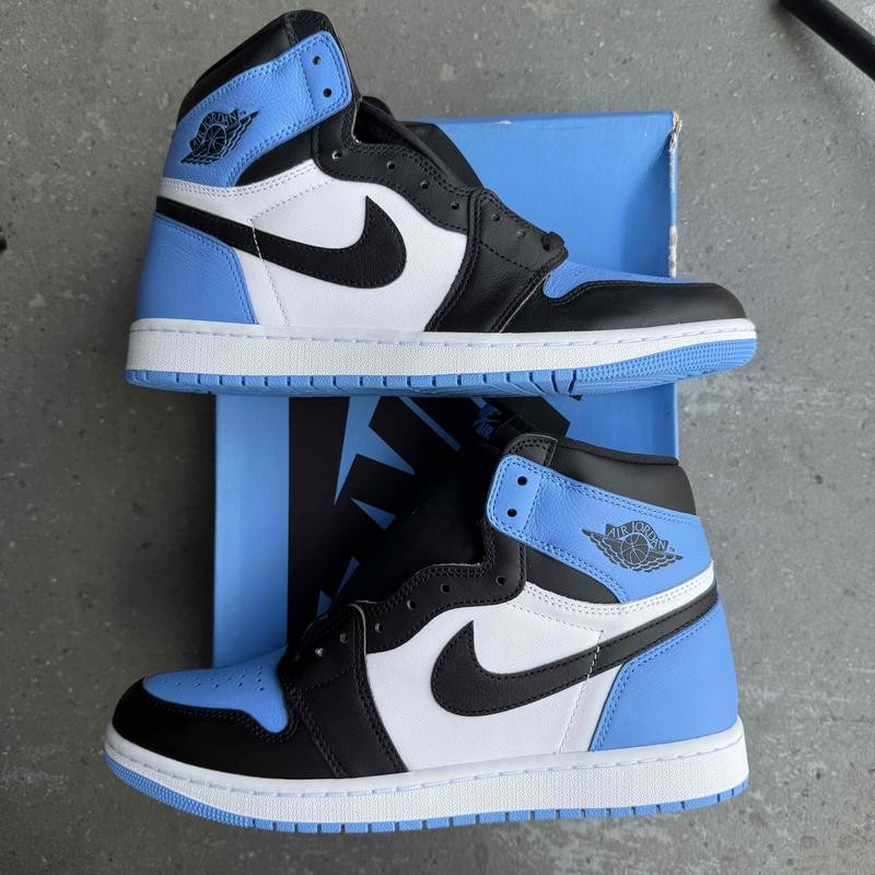 シューズ(男性用) NIKE AIR JORDAN 1 RETRO HIGH OG UNC NIKE AIR JORDAN 1 RETRO HIGH OG 【UNC】 ナイキ エア