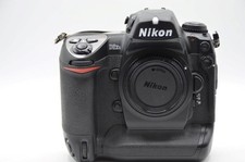 Nikon D2xs Professional Digital DSLR Camera Body GREAT CONDITION