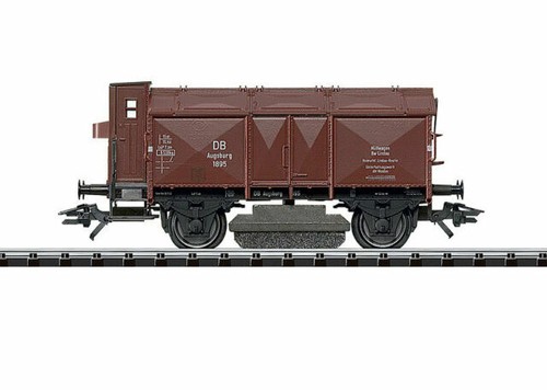 LOT 4 WAGONS KANGOUROU / TRIX / HO / Ref 24527 et 24504