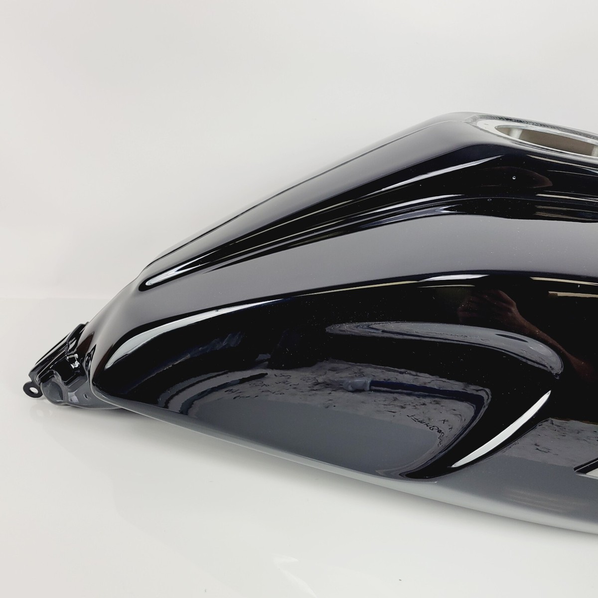 oem Harley-Davidson 2021-2025 Pan America Vivid Black Gas Fuel