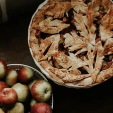 APPLE PIE Fragrance Oil to craft Candles Soaps Lotions Bath products