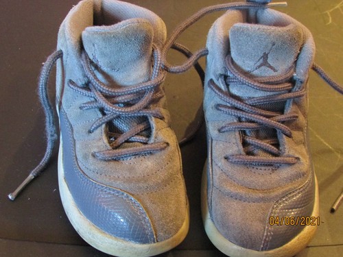 jordan retro 12 size 9c