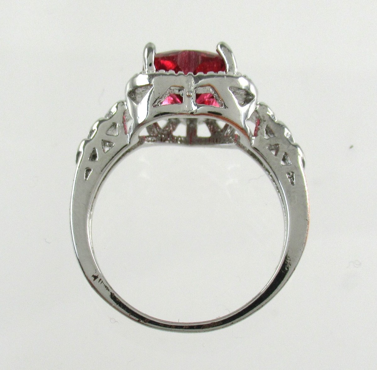 925 Sterling Silver Red Heart CZ Ring Vintage Style Halo Detailed
