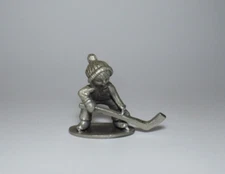 Hockey Player Hudson Pewter H Wilson #681 - MINT