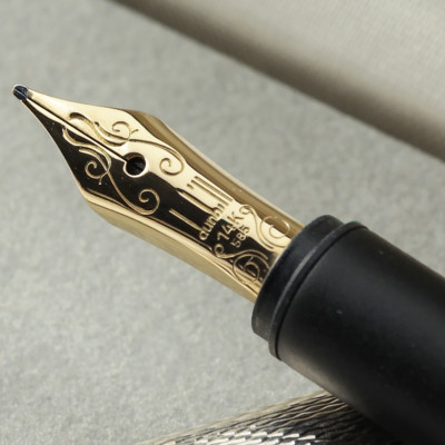 Dunhill Gemline Collection Silver Wave Pattern w/ Black Clip