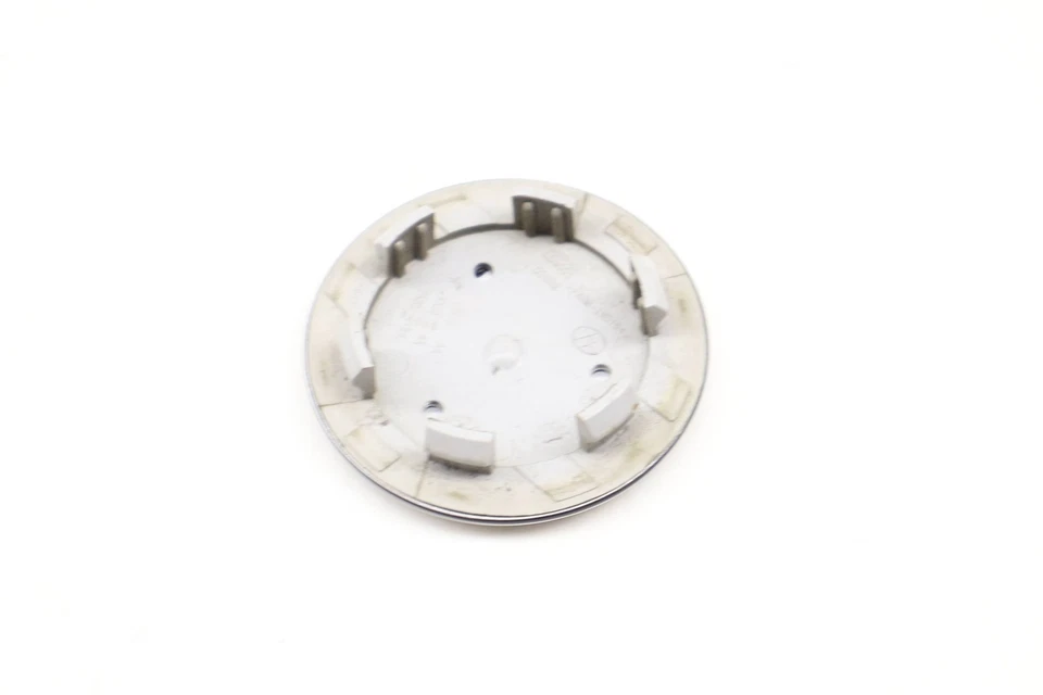 Land Rover Discovery Sport 2015-2022 - tapa central de rueda FK521A096AA Foto 2 de 4