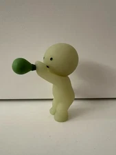 SMISKI Sunday Series Blowing Bubbles Figure