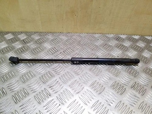 BMW X5 E70 Vordere linke Motorhaubendämpfer 51327148346 3.00 Diesel 26101031