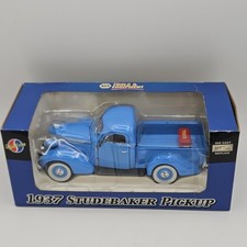 NAPA 1937 Studebaker Pickup Diecast 1:24 NIB