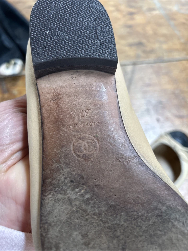 Chanel Bailarina Piel de Cordero Cuero Ballet Mujer Planas Talla 7.5 - Beige/Negro Foto 4 de 4
