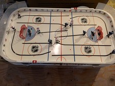 Stiga Hockey game set including teams (Montreal Canadiens -Toronto Maple Leafs)