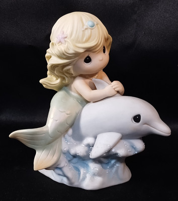 Precious Moments ''Water I Do Without You'' Mermaid #108547 Excellent 2002 No Box