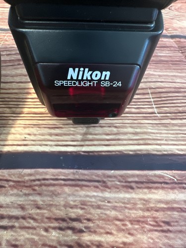 Nikon Speedlight SB-24 Shoe Mount Flash for Nikon W/ Bag - WORKING - Picture 2 of 7
