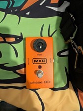MXR Phase 90 Analogue Phaser Effects Pedal for Electric & Bass Guitar - Orange