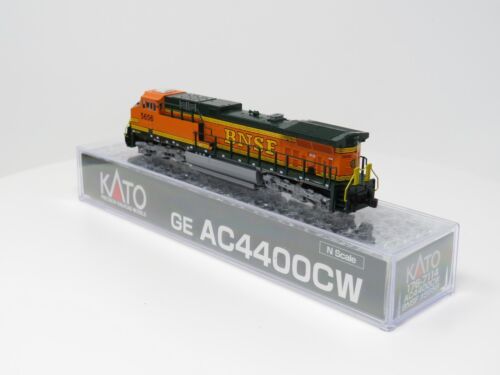 Kato N 176-7114 BNSF Santa Fe GE AC4400CW Diesel Locomotive Freight Train - Picture 7 of 8