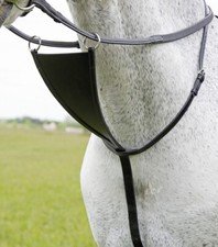 LEATHER FAN MARTINGALE LEATHER BIB MARTINGALE
