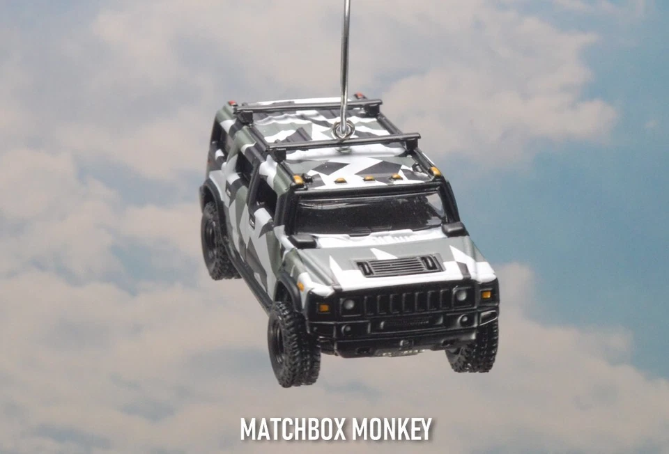 黑色白色迷彩悍马 H2 SUV 卡车 4x4 定制圣诞装饰品徽章 SUT — 第 4/4 张图片