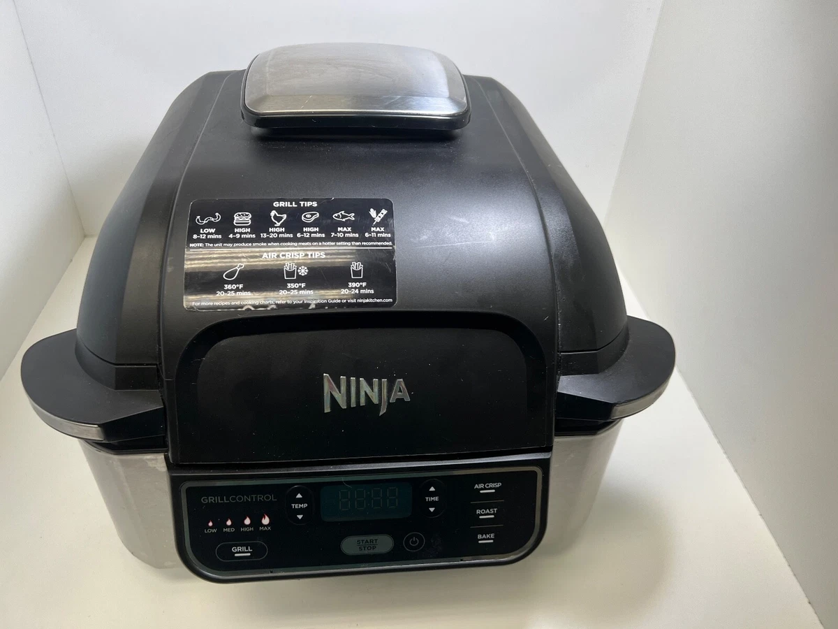 Ninja AG300 Foodi 4-in-1 Indoor Grill with 4 Quart Air Fryer Black