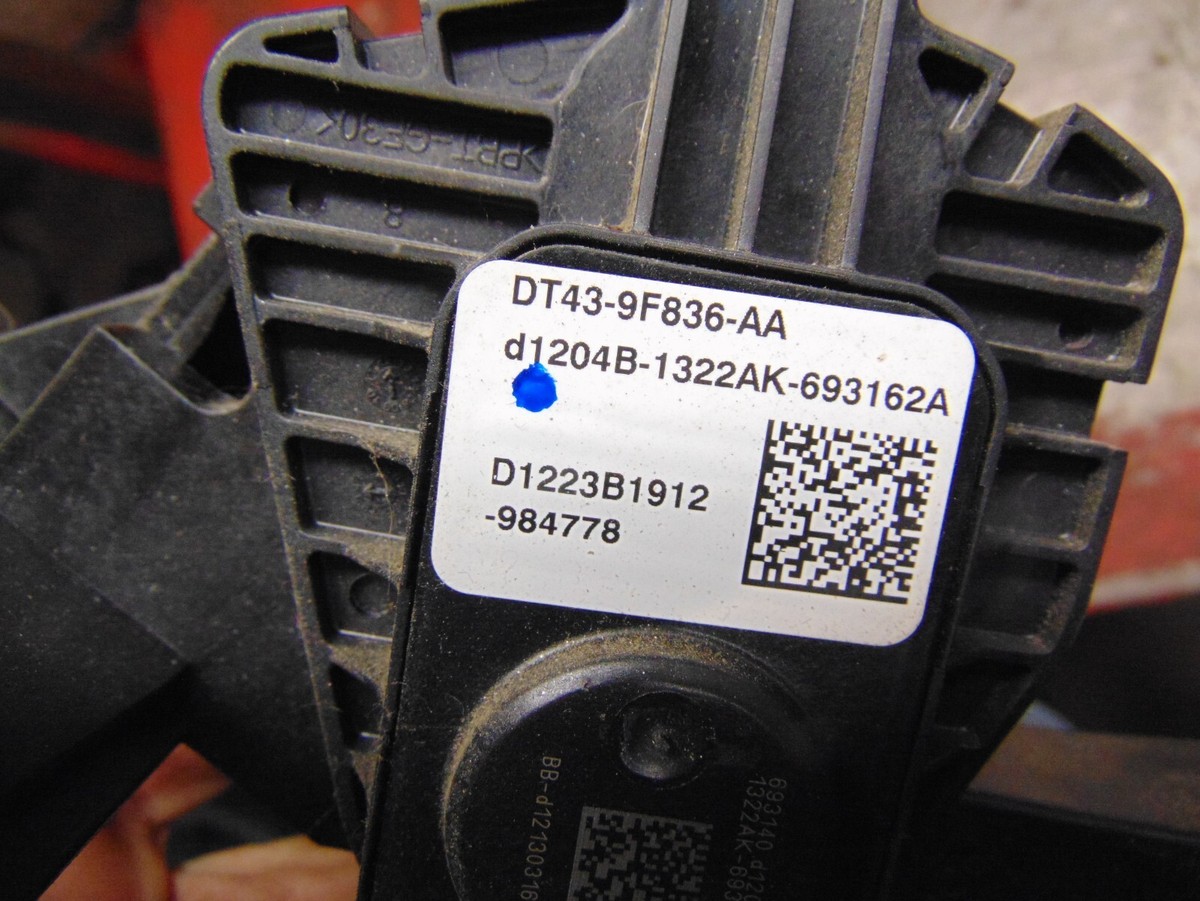 アストラルメデューサ　PSA9 🔥2004-2009 Nissan Quest Accelerator Pedal Original Travel