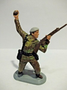 britains super deetail