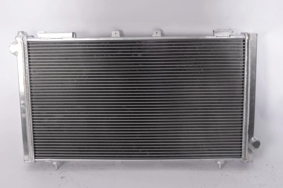 Radiador para Subaru Legacy Turbo 1990-1994 2,2 L MT todo aluminio Foto 3 de 4