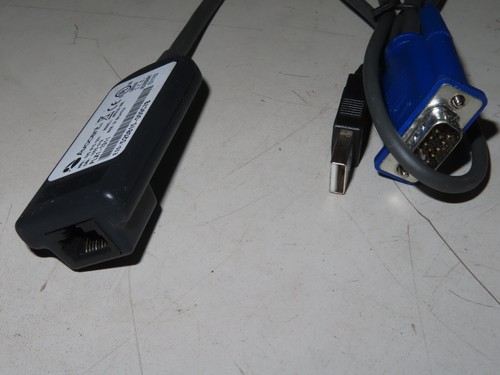 Câble d'interface serveur KVM Avocent MPUIQ-VMC 520-815-501 - Photo 3/3