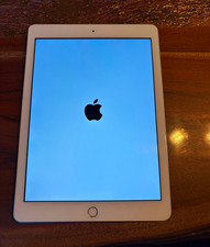 Apple iPad 9,7 Zoll Tablet 32GB Wi‑Fi 2GB RAM Weiß/Silber iPad Serie