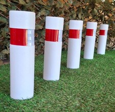 Reflective verge protection marker posts. (SET OF 5)  in White, Green, or Black.