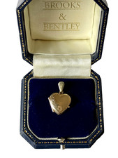 Vintage Locket 9ct Gold Heart Shaped Pendant Locket Gold Locket Pendant