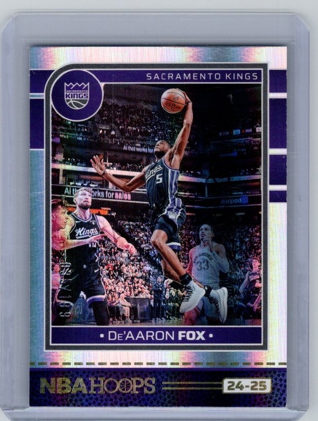 2024-25 Hoops - De'Aaron Fox #111 Silver Holo /199