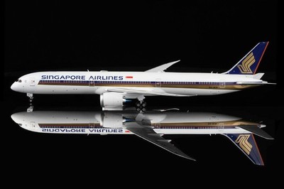 L2038 SQ Wings 787-10 Dreamliner 1/200 Model 9V-SCN Singapore Airlines