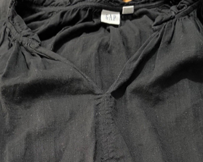 Women's Black Gap Sleeveless Blouse Sz M