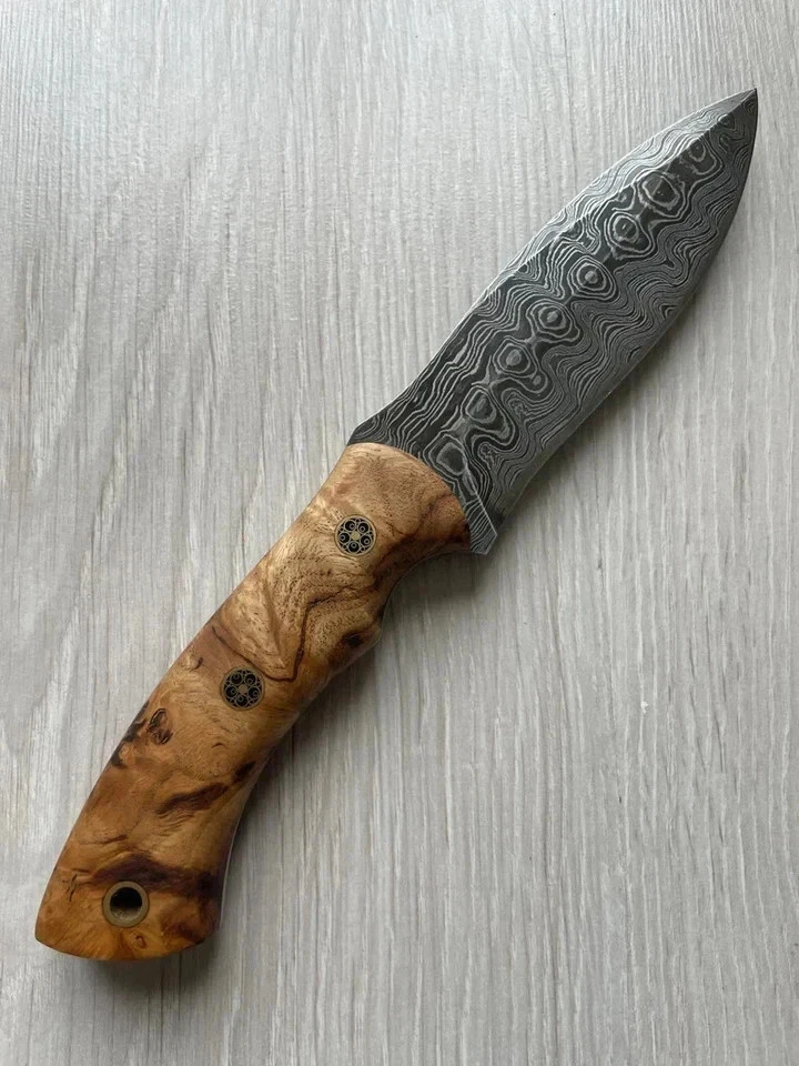 Hunting pocket knife Pakkawood 150 layers Damascus steel blade handmade. - Image 4 of 4