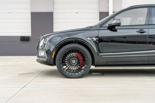 2017 Bentley Bentayga W12 Sport Utility 4D - Picture 33 of 40