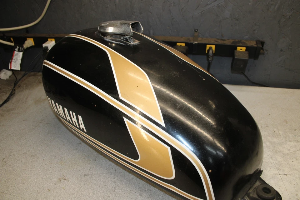 1975 Yamaha XS650 GAS TANK FUEL PETROL RESERVOIR 2036.UO - Image 4 of 4