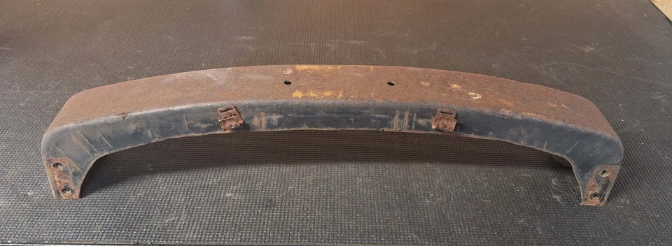 Barra transversal de soporte de núcleo de radiador para camioneta Chevy GMC 1947-1953 Foto 3 de 4