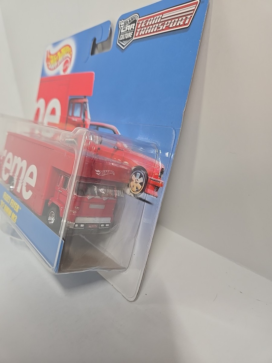 Hot Wheels Supreme 1992 BMW M3 Fleet Flyer Team Transport W Hot Wheels Supreme 1992 BMW M3 Fleet Flyer Team Transport W