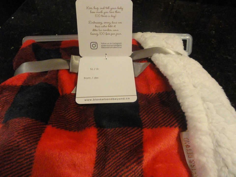 New soft PLUSH THROW Bold Red Black BUFFALO PLAID BABY Blanket White Fur Holiday - Image 2 of 4