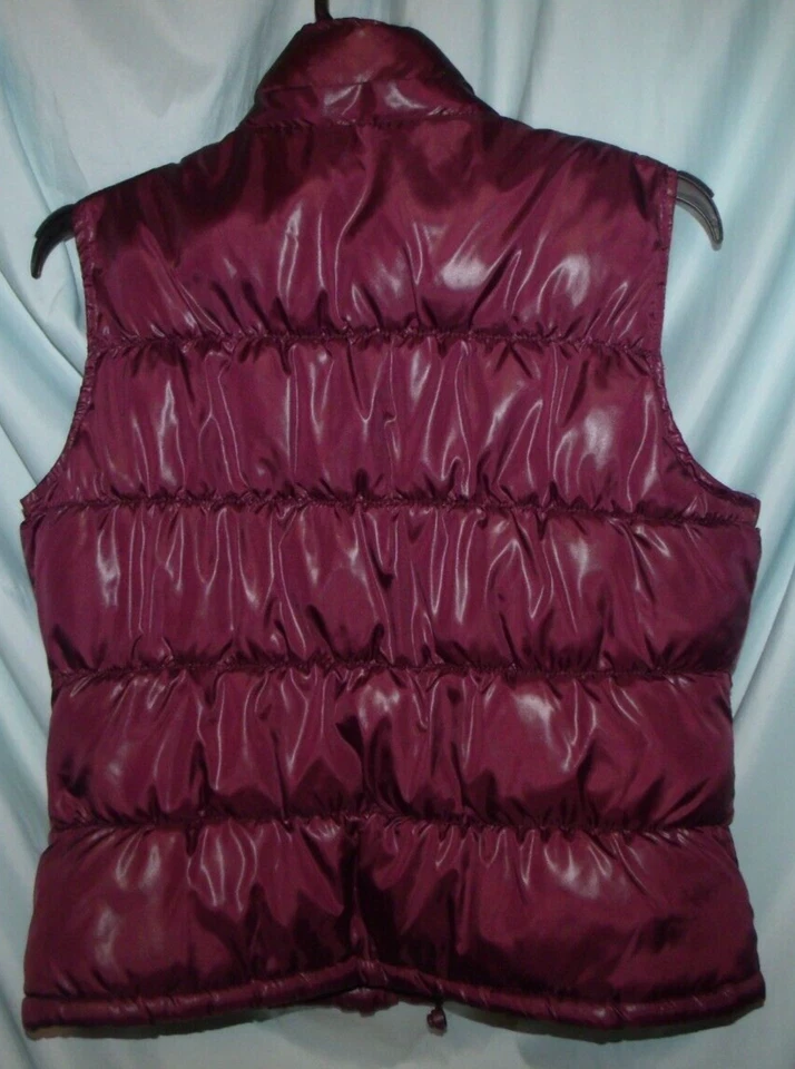 Жилет-пуховик Faded Glory однотонный фиолетовый с ложным вырезом без рукавов стеганый размер L - Изображение 4 из 4