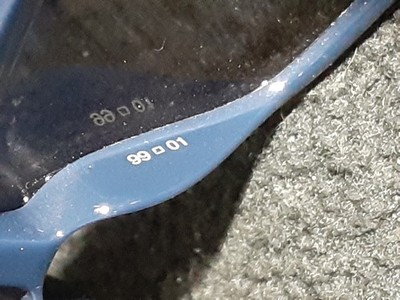 Vintage VALENTINO SUNGLASSES 115MM 1131/S 4Y5 99 01 Blue Silver Wrap Y2K Unisex VALENTINO V SUNGLASSES 115MM 1131/S 4Y5 99 01 NEW OLD  main image 3
