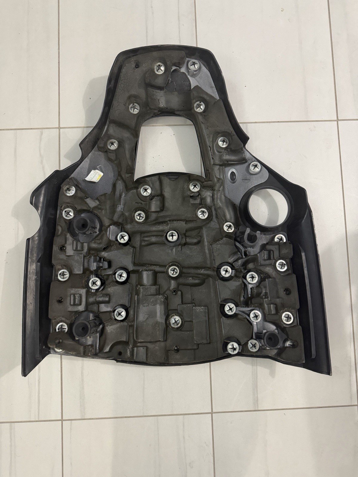 17-20 Maserati Levante M161 3.0L V6 Engine Motor Cover Trim Panel OEM